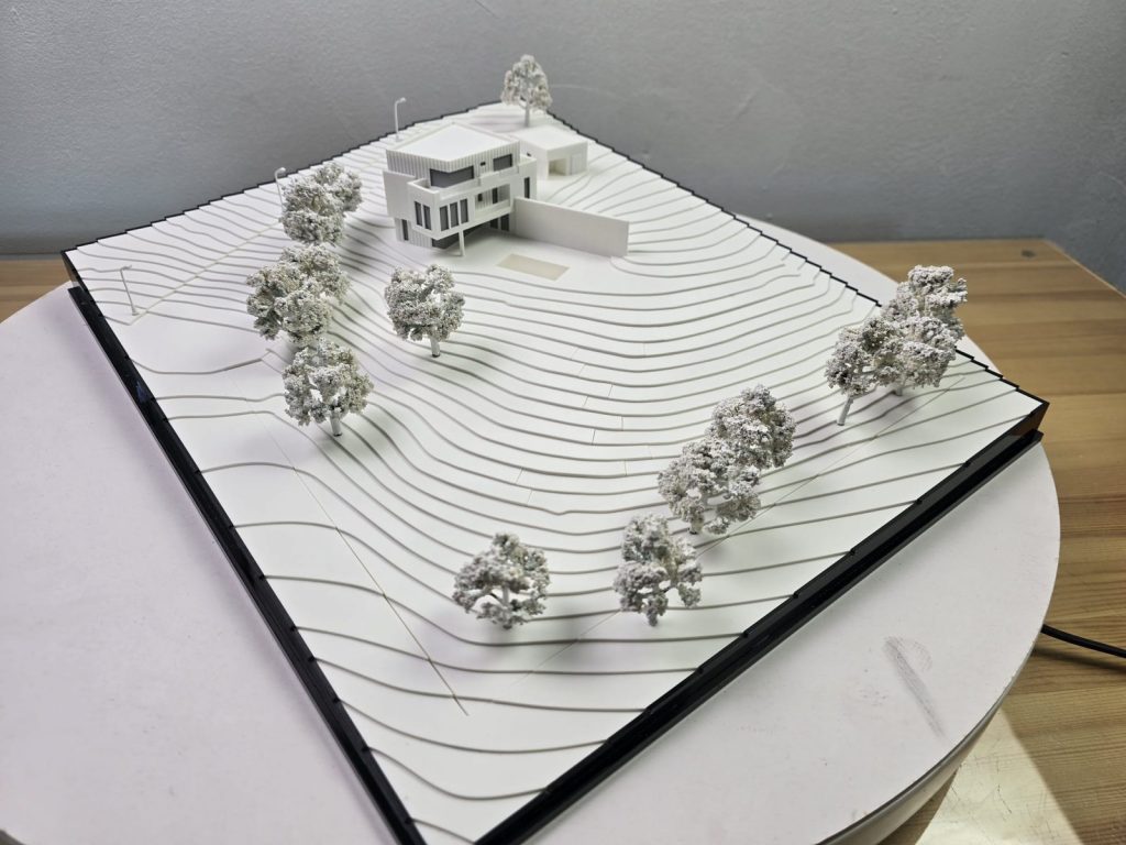 Architectural Design Model in Hamburg scale 1:200 - image 3