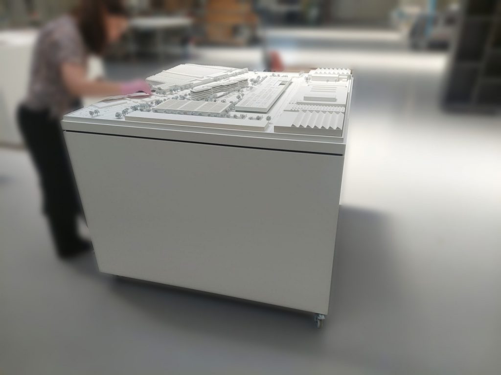 Competition Model in Rüsselsheim scale 1:500 - image 9